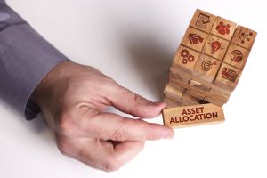 Why invest in dynamic asset allocation funds